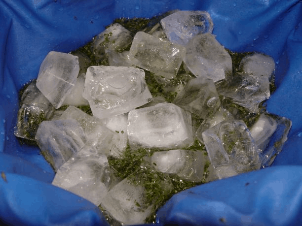 Ice extraction for making marijuana wax