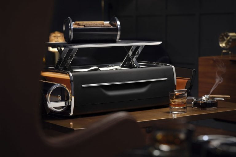 A Rolls-Royce humidor!