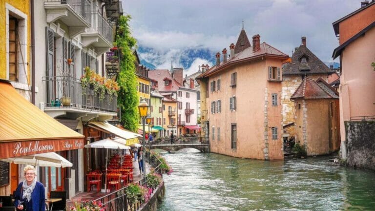 CBD in Annecy